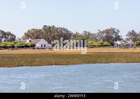 Geelbeck Manor House sur Langebaan Lagoon, West Coast National Park, Western Cape, Afrique du Sud, site Ramsar et haut lieu d'observation des oiseaux Banque D'Images