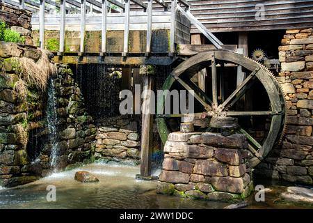 Parc historique du comté de Yates Mill à Raleigh, Caroline du Nord. Banque D'Images