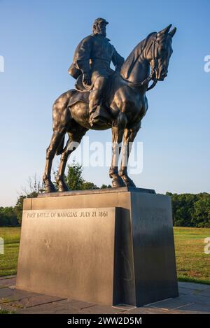 Thomas Jonathan 'Stonewall' Jackson Statue au Manassas National Battlefield Park situé dans le comté de Prince William, Virginie, États-Unis Banque D'Images
