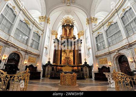 Michaeliskirche, Michel, église baroque Michaelis, premier début de la construction 1647- 1750, zone de l'autel baroque avec décoration dorée et Banque D'Images