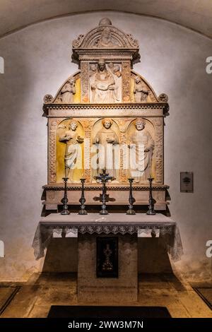 Crypte, Duomo di Santa Maria Maggiore, 13ème siècle, centre historique, Spilimbergo, Frioul, Italie, Spilimbergo, Frioul, Italie Banque D'Images