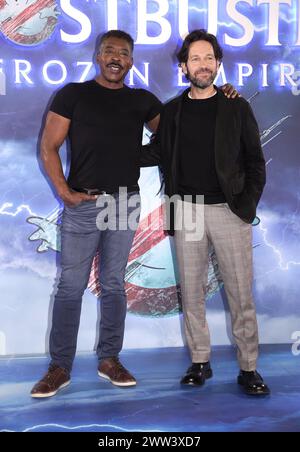 Ernie Hudson (à gauche) et Paul Rudd lors d'une séance photo pour le casting de Ghostbusters : Frozen Empire, à Claridges, Londres. Date de la photo : jeudi 21 mars 2024. Banque D'Images