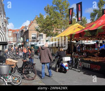 Goes, pays-Bas 3 octobre 2017 : jour de marché à Goes, une ville néerlandaise de la province de Zélande, avec environ 37,619 habitants Banque D'Images