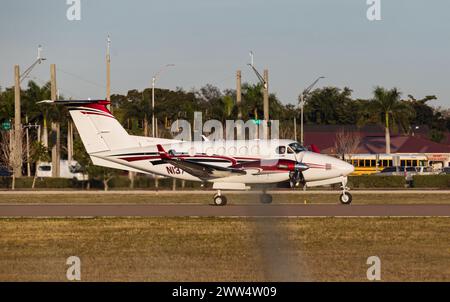 FORT MYERS, FLORIDE : 15 FÉVRIER 2024. 1991 LE CESSNA 560 décolle de l'aéroport page Field de Fort Myers, sur la côte du golfe du Mexique. Floride, États-Unis Banque D'Images