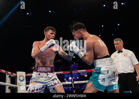 Owen Cooper remporte le titre WBO European Welterweight Banque D'Images