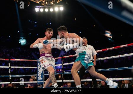 Owen Cooper remporte le titre WBO European Welterweight Banque D'Images