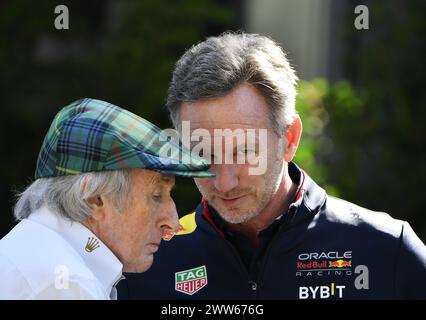 MELBOURNE, AUSTRALIE 25 février 2024. Sur la photo : Sir Jackie Stewart (à gauche) s'entretient avec Oracle Red Bull Racing, le principal de l'équipe Christian Horner dans le paddock du Rolex Australian Grand Prix 2024 de formule 1 de la FIA du 22 au 24 mars à l'Albert Park Street circuit, Melbourne, Australie. Crédit : Karl Phillipson/Alamy Live News Banque D'Images