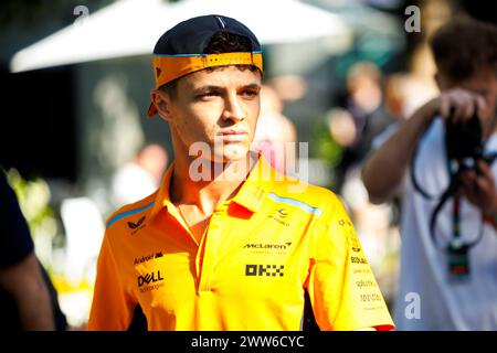 Melbourne, Victoria, Australie ; 22 mars 2024 : circuit du Grand Prix de Melbourne, Grand Prix de formule 1 d'Australie : jour d'entraînement ; numéro 4 du pilote McLaren Lando Norris à la formule 1 d'Australie Banque D'Images