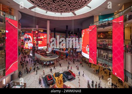 Genting Highlands, Malaisie - mars 1,2024 : SkyAvenue est le centre commercial avec affichage LED qui s'étend sur un atrium entier dans le centre commercial en G. Banque D'Images