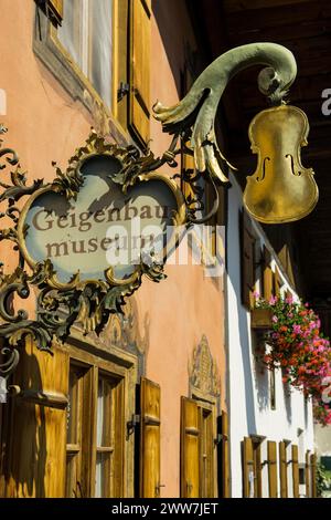 Musée de la fabrication du violon, Mittenwald, Werdenfelser Land, haute-Bavière, Bavière, Allemagne Banque D'Images