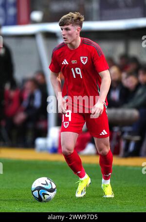 Thomas Davies du pays de Galles en action lors du match de l'UEFA Euro U21 Championship Group I à Rodney Parade, Newport. Date de la photo : vendredi 22 mars 2024. Banque D'Images