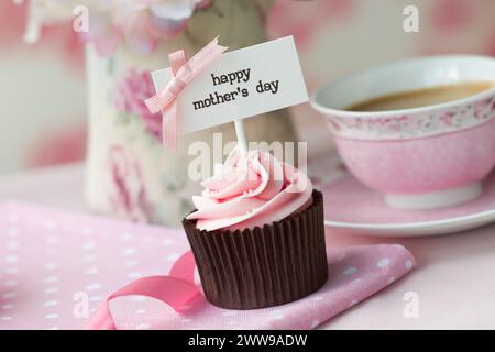 Cadeau cupcake pour le thé de l'après-midi de la fête des mères Banque D'Images