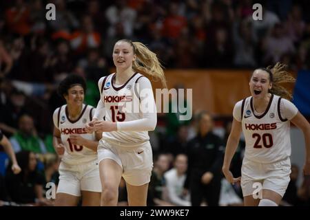 Blacksburg, Virginie, États-Unis. 22 mars 2024. Lors du match de basket-ball universitaire de premier tour du tournoi féminin de la NCAA entre le troupeau Marshall Thounding et les Virgina Tech Hokies au Cassell Coliseum de Blacksburg, en Virginie. Jonathan Huff/CSM/Alamy Live News Banque D'Images