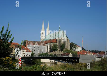 Görlitz, Sachsen, Deutschalnd - Blick von Polen über die Neisse auf die Pfarrkirche présente Peter und Paul Banque D'Images