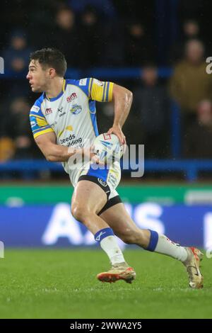 Leeds, Royaume-Uni. 22 mars 2024. AMT Headingley Rugby Stadium, Leeds, West Yorkshire, 22 mars 2024. Betfred Challenge Cup Leeds Rhinos contre St Helens. Brodie Croft of Leeds Rhinos Credit : Touchlinepics/Alamy Live News Banque D'Images