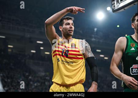 Athènes, Grèce. 22 mars 2024. 14 Willy Hernangomez, du FC Barcelone, joue lors de l'Euroleague, Round 31, match opposant le Panathinaikos AKTOR Athènes et le FC Barcelone à l'Oaka Altion Arena le 22 mars 2024, à Athènes, en Grèce. Crédit : Agence photo indépendante/Alamy Live News Banque D'Images