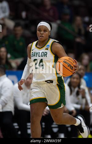 Blacksburg, Virginie, États-Unis. 22 mars 2024. Sarah Andrews (24 ans) dribble la balle lors du match de basket-ball universitaire de premier tour dans le tournoi féminin de la NCAA entre les Commodores de Vanderbilt et les Bears de Baylor Lady au Cassell Coliseum de Blacksburg, en Virginie. Jonathan Huff/CSM/Alamy Live News Banque D'Images