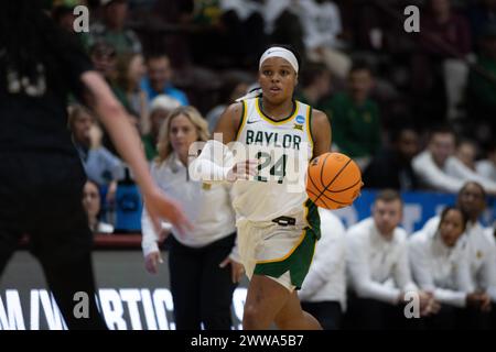 Blacksburg, Virginie, États-Unis. 22 mars 2024. Sarah Andrews (24 ans) dribble la balle lors du match de basket-ball universitaire de premier tour dans le tournoi féminin de la NCAA entre les Commodores de Vanderbilt et les Bears de Baylor Lady au Cassell Coliseum de Blacksburg, en Virginie. Jonathan Huff/CSM/Alamy Live News Banque D'Images