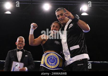 Colleferro, Italie. 22 mars 2024. Alessia Vitanza (ITA) vs Jessica Bellusci (ITA) lors du titre poids plume féminin italien, 22 mars 2022, Palazzetto Alfredo Romboli, Colleferro, Rome, Italie. Crédit : Agence photo indépendante/Alamy Live News Banque D'Images