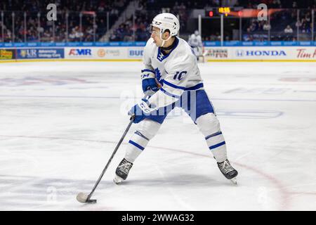 22 mars 2024 : L'attaquant des Marlies de Toronto Joseph Blandisi (10) patine en première période contre les Américains de Rochester. Les Américains de Rochester ont accueilli les Marlies de Toronto dans un match de la Ligue américaine de hockey au Blue Cross Arena de Rochester, New York. (Jonathan Tenca/CSM) Banque D'Images