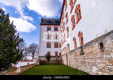 Une merveilleuse randonnée printanière à travers la belle Heldburger Land dans le quartier de Hildburghausen - Thuringe - Allemagne Banque D'Images