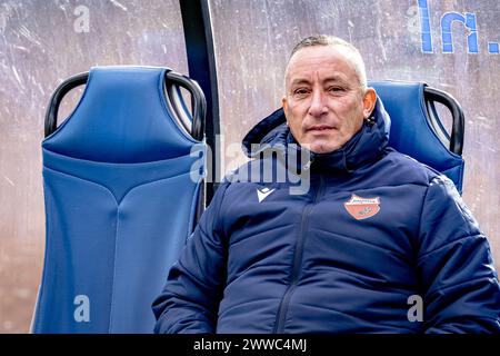 WERKENDAM, pays-Bas. 23 mars 2024. Football, Stadium de Zwaaier, BetNation Divisie, saison 2023/2024, pendant le match Kozakken Boys - Jong Almere City, Kozakken Boys entraîneur Edwin Grunholz crédit : Pro Shots/Alamy Live News Banque D'Images