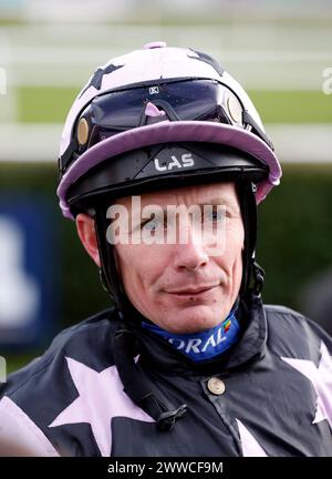 Jockey Kieran O'Neill à l'hippodrome de Doncaster. Date de la photo : samedi 23 mars 2024. Banque D'Images