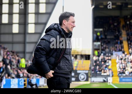 Nottingham le samedi 23 mars 2024. Stuart Maynard, manager de Notts County lors du match de Sky Bet League 2 entre Notts County et Salford City à Meadow Lane, Nottingham le samedi 23 mars 2024. (Photo : Jon Hobley | mi News) crédit : MI News & Sport /Alamy Live News Banque D'Images