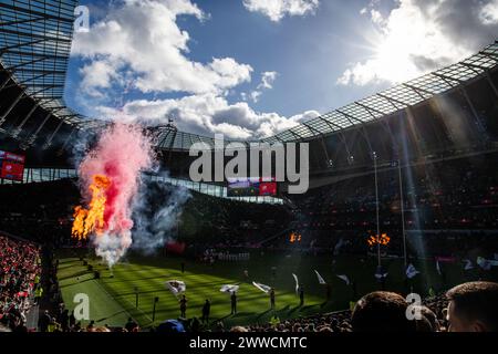 Londres, Angleterre, samedi 23 mars 2024. Les Saracens s'en sortent avant le match Gallagher Premiership entre Saracens et Harlequins au Tottenham Stadium, à Londres. Ben Whitley/Alamy Live News Banque D'Images