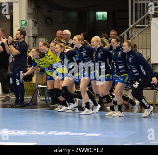 Hamar, Norvège. 23 mars 2024. Hamar, Norvège, 23 mars 2024 : les joueuses de Storhamar célèbrent après avoir remporté le match de handball féminin de la Ligue européenne EHF entre Storhamar et Thuringer au Boligpartner Arena à Hamar, Norvège (Ane Frosaker/SPP) crédit : SPP Sport Press photo. /Alamy Live News Banque D'Images