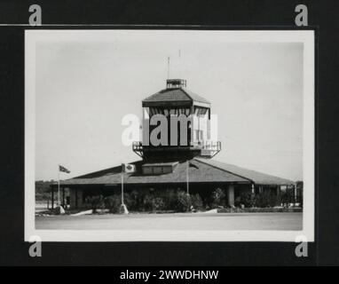 Description : terminal de l'aéroport de Caïques du Sud lieu : Caïques du Sud, îles Turques et Caïques date : 1967-1970 caribbeanthralens Banque D'Images