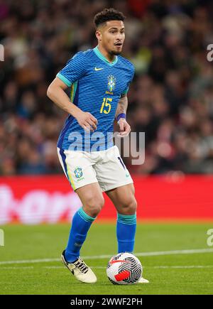 Le brésilien Joao Gomes lors du match amical international au stade de Wembley à Londres. Date de la photo : samedi 23 mars 2024. Banque D'Images