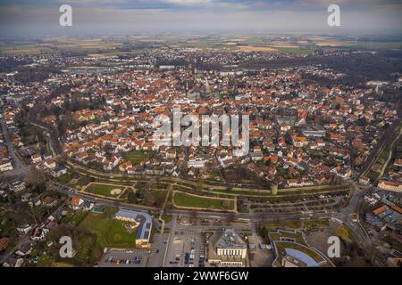 Luftbild, Wohngebiet Ortsansicht mit Altstadt, Altstadt Wallring und Rosengarten, Fernsicht, Soest, Soester Börde, Rhénanie-du-Nord-Westphalie, Deutschland ACHTUNGxMINDESTHONORARx60xEURO *** vue aérienne, quartier résidentiel vue locale avec vieille ville, vieille ville murale et roseraie, vue lointaine, Soest, Soester Börde, Rhénanie du Nord-Westphalie, Allemagne ACHTUNGxMINDESTHONORARx60xEURO Banque D'Images