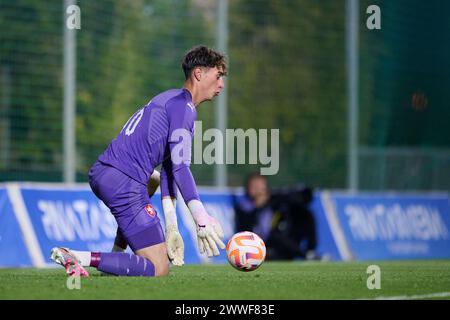 MURCIE, ESPAGNE - 22 MARS : le gardien Djordije Medenica des moins de 18 ans de la République tchèque et Getafe CF en action lors du match amical international masculin des moins de 18 ans entre la Tchéquie et les moins de 18 ans des pays-Bas au stade Pintar Arena, le 22 mars 2024 à San Pedro del Pinatar, Murcie, Espagne. (Photo de Francisco Macia/photos Players images) Banque D'Images