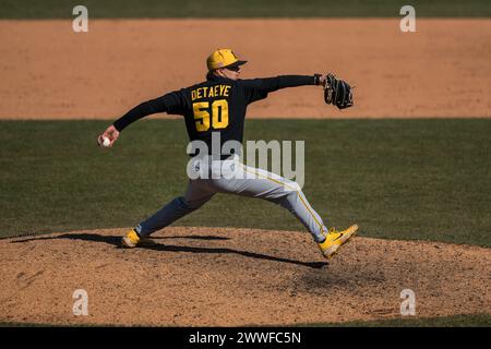 West Lafayette, Indiana, États-Unis. 23 mars 2024. BENJAMIN DETAEYE (50 ans) des terrains de l'Iowa lors du match de baseball de la NCAA entre les Hawkeyes de l'Iowa et les Purdue Boilermakers, samedi 23 mars 2024, à Alexander Field à West Lafayette, Ind L'Iowa a gagné le match 4-3. (Crédit image : © David Wegiel/ZUMA Press Wire) USAGE ÉDITORIAL SEULEMENT! Non destiné à UN USAGE commercial ! Banque D'Images