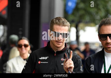 MELBOURNE, AUSTRALIE 24 mars 2024. Photo : 27 Nico Hülkenberg (DEU) MoneyGram Haas F1 Team dans le paddock au Rolex Australian Grand Prix 2024 de la FIA Formula 1 3ème manche du 22 au 24 mars à l'Albert Park Street circuit, Melbourne, Australie. Crédit : Karl Phillipson/Alamy Live News Banque D'Images