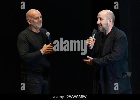 Chieti, Italie. 23 mars 2024. Riccardo Milani et Antonio Albanese assistent à l'avant-première du film ''un mondo a parte'' à l'UCI luxe Megalo à Chieti, Italie, le 23 mars 2024. (Photo de Marco Zac/NurPhoto) crédit : NurPhoto SRL/Alamy Live News Banque D'Images