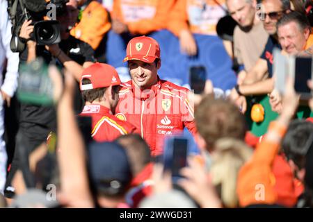 MELBOURNE, AUSTRALIE. 24 mars 2024. 55 Carlos Sainz Jr. (ESP) Scuderia Ferrari célébrations post-course suite à la réalisation du 3ème tour FIA Formula 1 Rolex Australian Grand Prix 2024 du 22 au 24 mars à l'Albert Park Street circuit, Melbourne, Australie. Crédit : Karl Phillipson/Alamy Live News. Banque D'Images