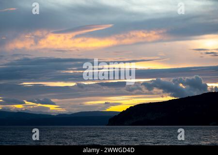 Coucher de soleil sur le lac Taupo, Kinloch, Île du Nord, Nouvelle-Zélande Banque D'Images