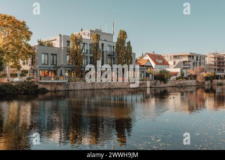 Ancienne maison de ville nationale allemande à Bietigheim-Bissingen, Bade-Wurtemberg, Allemagne, Europe. La vieille ville est pleine de bâtiments colorés et bien conservés Banque D'Images