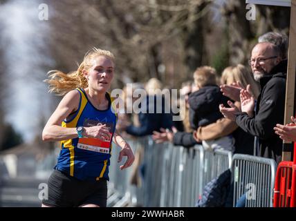 Brentwood, Royaume-Uni. 24 mars 2024. Brentwood Essex 24 mars 2024 Brentwood Half Marathon, Brentwood Essex crédit : Ian Davidson/Alamy Live News Banque D'Images