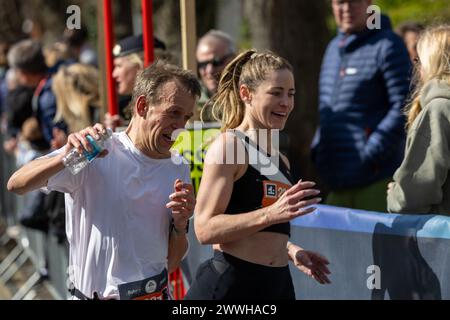 Brentwood, Royaume-Uni. 24 mars 2024. Brentwood Essex 24 mars 2024 Brentwood Half Marathon, Brentwood Essex crédit : Ian Davidson/Alamy Live News Banque D'Images