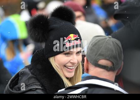 Saalbach Hinterglemm, Autriche. 24 mars 2024. SAALBACH-HINTERGLEMM, AUTRICHE - 24 MARS : Lindsey Vonn des États-Unis participe à la descente masculine à la finale de la Coupe du monde de ski alpin Audi FIS le 23 mars 2024 à Saalbach-Hinterglemm, Autriche.240324 SEPA 24 027 - 20240324 PD4821 crédit : APA-defacto Datenbank und Contentmanagement GmbH/Alamy Live News Banque D'Images