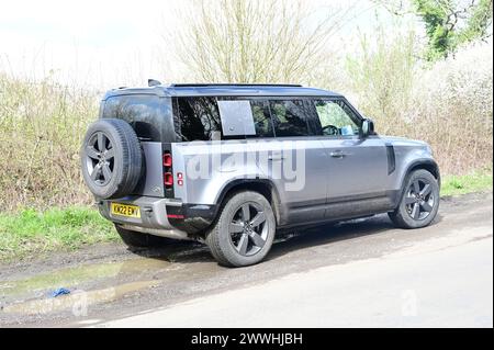 Land Rover Defender 110 3,0 D300 MHEV X-Dynamic HSE Auto 4WD Euro 6. Banque D'Images