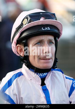 Jockey Kieran O'Neill à l'hippodrome de Doncaster. Date de la photo : dimanche 24 mars 2024. Banque D'Images