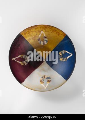 Bol guirlande en verre romain fin 1er siècle avant notre ère incolore, violet translucide, jaune miel translucide, bleu cobalt translucide, jaune opaque, et blanc opaque. Banque D'Images