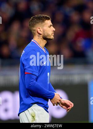 Lucas HERNANDEZ, FRA 21 dans le match amical FRANCE - ALLEMAGNE 0-2 FRANKREICH - DEUTSCHLAND 0-2 en préparation pour les Championnats d'Europe 2024 le 23 mars 2024 à Lyon, France. © Peter Schatz / Alamy Live News Banque D'Images