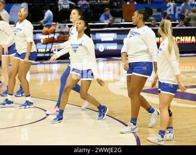 Baton Rouge, États-Unis. 24 mars 2024. Les Middle Tennessee Blue Raiders s'échauffent lors d'un match de deuxième tour du tournoi de basket-ball féminin de la NCAA à Baton Rouge, en Louisiane, le dimanche 24 mars 2024. (Photo de Peter G. Forest/SipaUSA) crédit : Sipa USA/Alamy Live News Banque D'Images