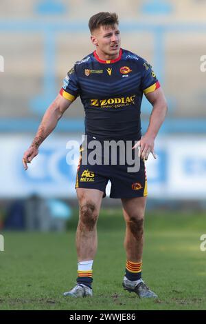 Halifax, Royaume-Uni. 24 mars 2024. Le stade Shay, Halifax, West Yorkshire, 24 mars 2024. Betfred Challenge Cup Halifax Panthers vs Catalan Dragons Tom Davies of Catalans Dragons Credit : Touchlinepics/Alamy Live News Banque D'Images