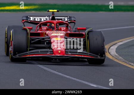 Melbourne, Australie, 23 mars, Carlos Sainz, de l'Espagne, concourt pour Ferrari. Qualifications, manche 03 du championnat de formule 1 2024. Crédit : Michael Potts/Alamy Live News Banque D'Images